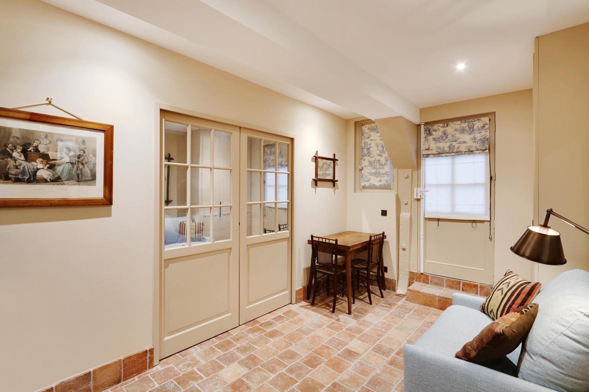Pick A Flat's In Saint Germain - Paul-louis Courier Parijs