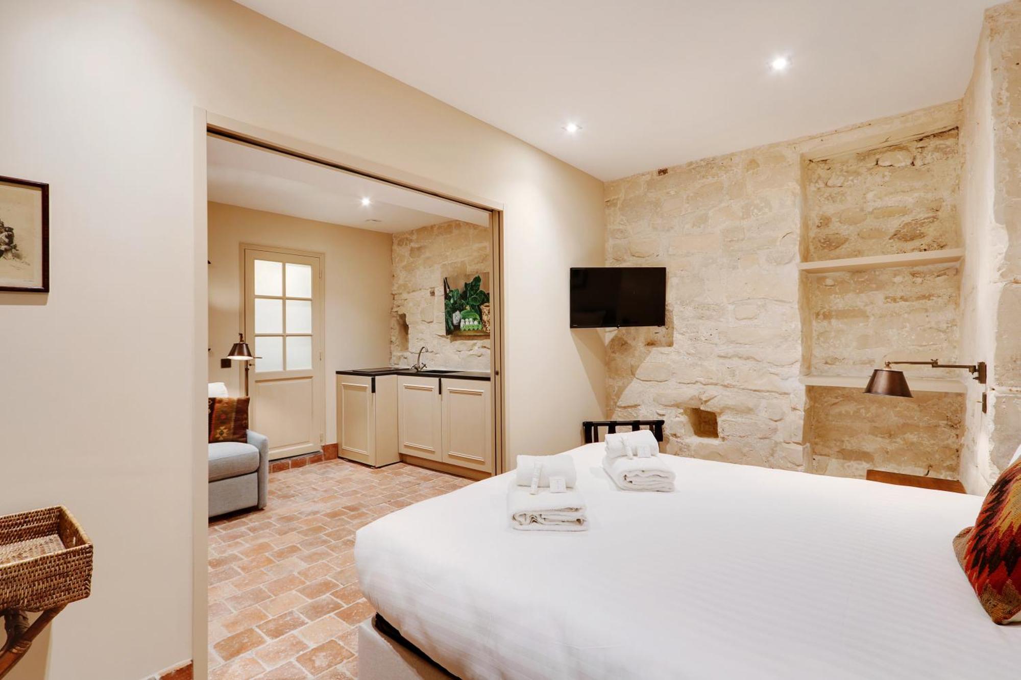 Pick A Flat's In Saint Germain - Paul-louis Courier * Parijs